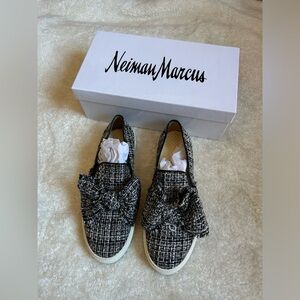 $130 NWOT Karl Lagerfeld Paris Esme Bow‎ Tweed Slip On Sneakers Size 7